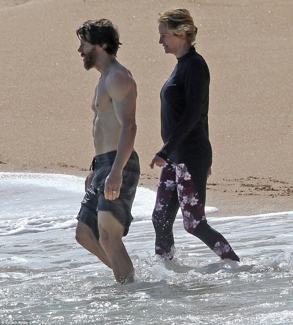 Πώς είναι ημίγυμνη στα 48 της η Τζούλια Ρόμπερτς, χωρίς ρετούς [εικόνες] | iefimerida.gr 6