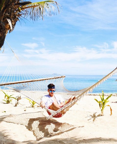 Επάγγελμα, γιος πρωθυπουργού: Η πολυτελής ζωή του Μαξ Κέι [εικόνες] | iefimerida.gr 8