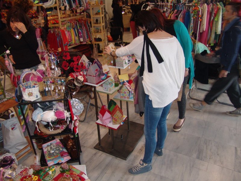 Meet Market -Το πιο ζωντανό μπαζάρ της Αθήνας, εκεί που τα βρίσκει κανείς όλα [εικόνες] | iefimerida.gr 2