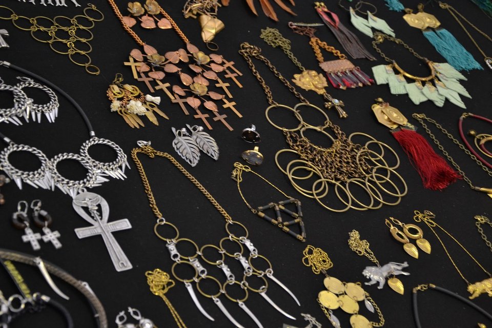 Meet Market -Το πιο ζωντανό μπαζάρ της Αθήνας, εκεί που τα βρίσκει κανείς όλα [εικόνες] | iefimerida.gr 3