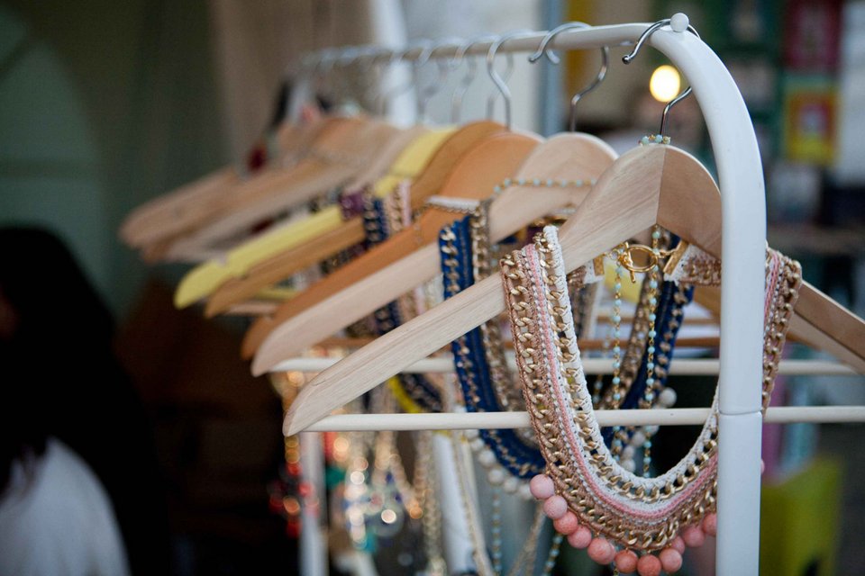 Meet Market -Το πιο ζωντανό μπαζάρ της Αθήνας, εκεί που τα βρίσκει κανείς όλα [εικόνες] | iefimerida.gr 0