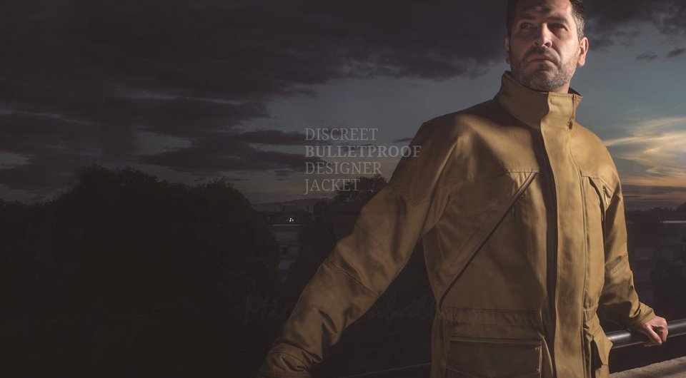 Οχι μόνο γιλέκο -Ηρθε και το αλεξίσφαιρο φανελάκι [εικόνα] | iefimerida.gr 1