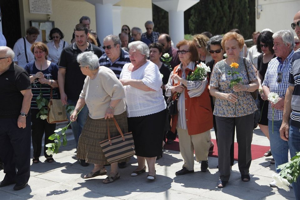 Το τελευταίο αντίο στον αξέχαστο ηθοποιό Γιάννη Μιχαλόπουλο [εικόνες] | iefimerida.gr 4