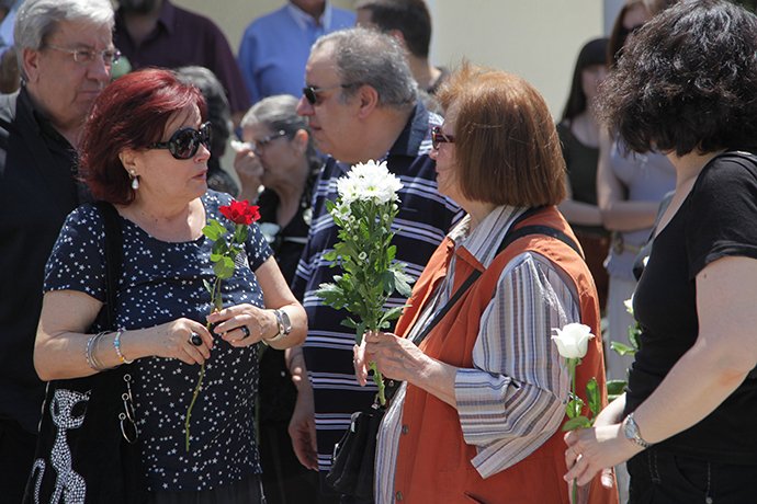 Το τελευταίο αντίο στον αξέχαστο ηθοποιό Γιάννη Μιχαλόπουλο [εικόνες] | iefimerida.gr 3