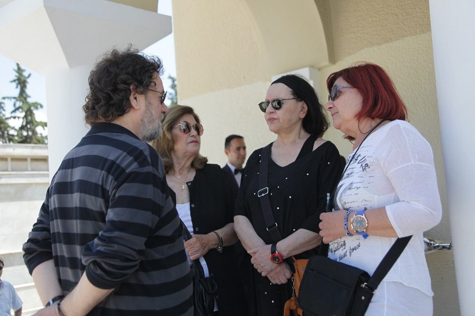 Το τελευταίο αντίο στον αξέχαστο ηθοποιό Γιάννη Μιχαλόπουλο [εικόνες] | iefimerida.gr 8