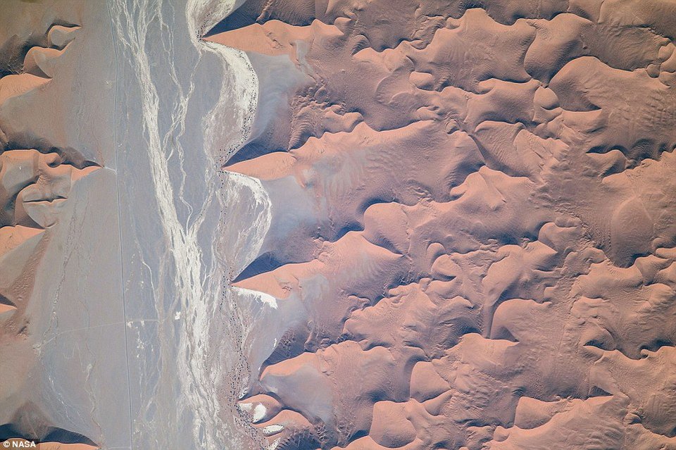 Η μαγεία της Γης: Νέες εκπληκτικές φωτογραφίες από το Διάστημα [εικόνες] | iefimerida.gr 9