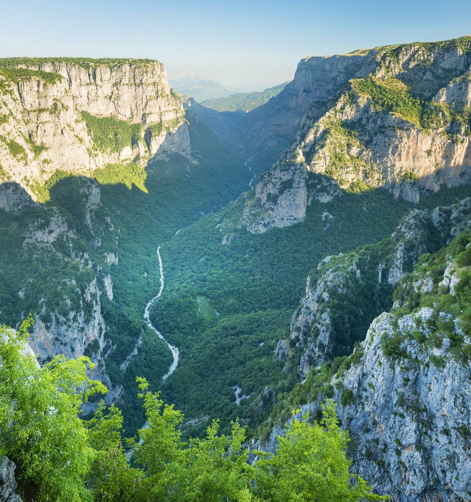 Το Lonely Planet υμνεί τα Ζαγοροχώρια: Περπάτησε τα πέτρινα μονοπάτια του [εικόνες] | iefimerida.gr 0