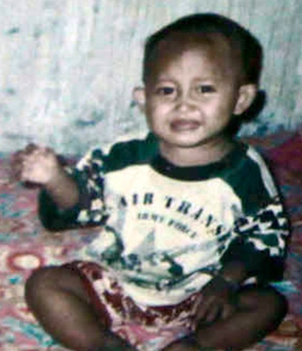 Το πιο χοντρό παιδί του κόσμου – Στα 10 του ζυγίζει 192 κιλά [εικόνες] | iefimerida.gr 1