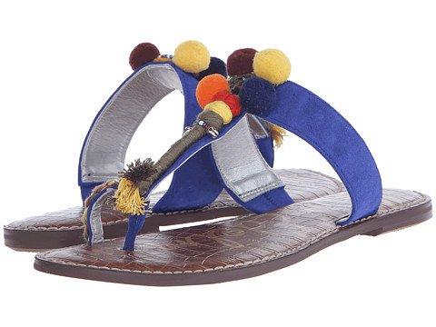 Σανδάλια με πομ πομ -Κάνουν θραύση, τα φοράνε όλες [εικόνες] | iefimerida.gr 4