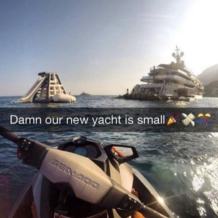 Ποια πλουσιόπαιδα; Οι πλούσιοι γονείς κάνουν μπάνιο με δολάρια, σαν τον Σκρουτζ [εικόνες] | iefimerida.gr 13