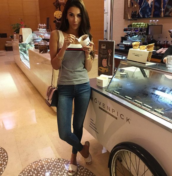 Η σέξι Γεωργία Σάλπα έκανε δίδυμα με παρένθετη μητέρα [εικόνες] | iefimerida.gr 9