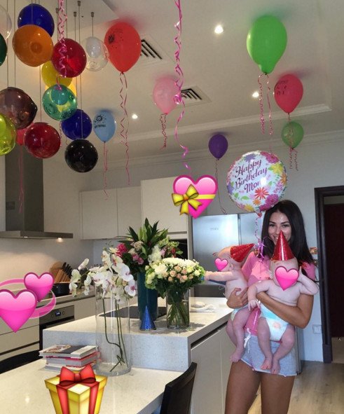 Η σέξι Γεωργία Σάλπα έκανε δίδυμα με παρένθετη μητέρα [εικόνες] | iefimerida.gr 2