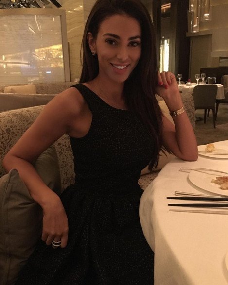 Η σέξι Γεωργία Σάλπα έκανε δίδυμα με παρένθετη μητέρα [εικόνες] | iefimerida.gr 11