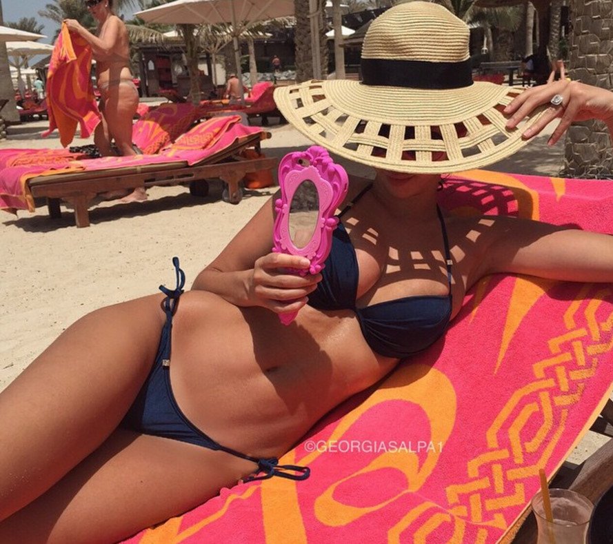 Η σέξι Γεωργία Σάλπα έκανε δίδυμα με παρένθετη μητέρα [εικόνες] | iefimerida.gr 5