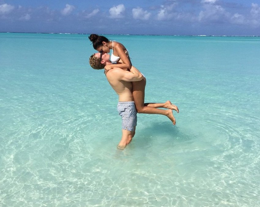 Η σέξι Γεωργία Σάλπα έκανε δίδυμα με παρένθετη μητέρα [εικόνες] | iefimerida.gr 8