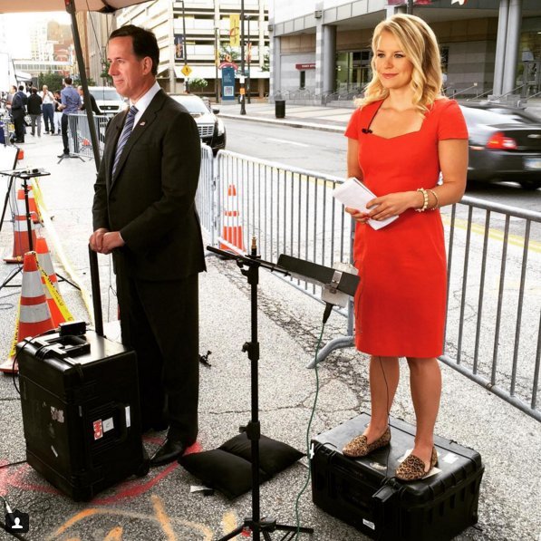 Η γυναίκα που ακολουθεί τον Τραμπ σε κάθε του βήμα περιγράφει το 24ωρο της [εικόνες] | iefimerida.gr 7