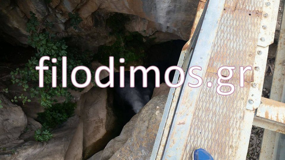 Βουραϊκός -Το κλάμα της μάνας και ο θρήνος του πατέρα του 9χρονου: «Είμαι ανίκανος» [εικόνες] | iefimerida.gr 0