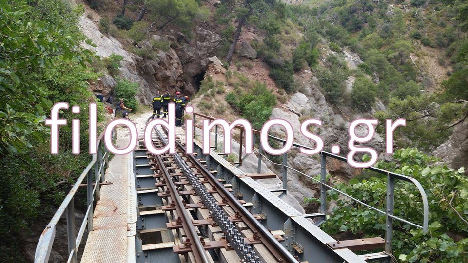 Βουραϊκός -Το κλάμα της μάνας και ο θρήνος του πατέρα του 9χρονου: «Είμαι ανίκανος» [εικόνες] | iefimerida.gr 1