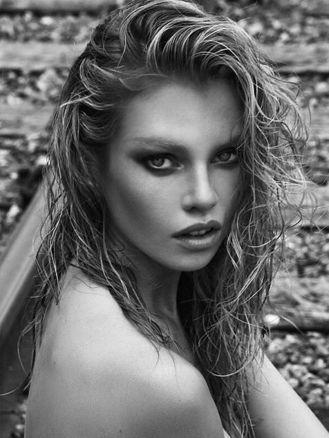 Στέλλα Μάξγουελ, αυτή είναι η πιο ωραία γυναίκα στον κόσμο [εικόνες] | iefimerida.gr 7