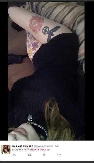 Κορίτσια με σβάστικες -Ακροδεξιοί εξτρεμιστές εκμεταλλεύονται το Brexit [εικόνες] | iefimerida.gr 4