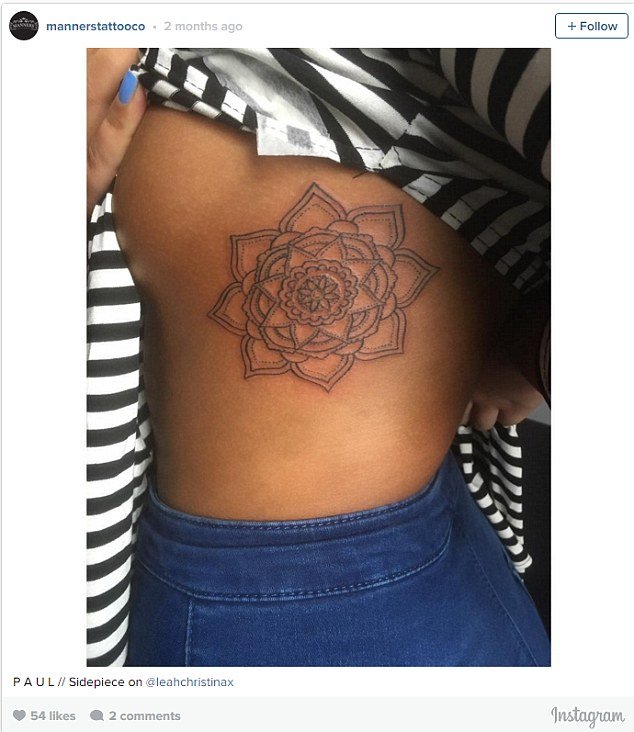 Τατουάζ δίπλα στο στήθος -Σέξι, μικροσκοπικά και προκλητικά [εικόνες] | iefimerida.gr 3