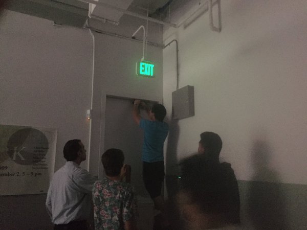 Πυροβολισμοί στο UCLA -Δυο νεκροί [εικόνες & βίντεο] | iefimerida.gr 2