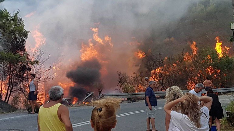 Χαλκιδική: Ρώσος τουρίστας σώθηκε από θαύμα  [εικόνες] | iefimerida.gr 1
