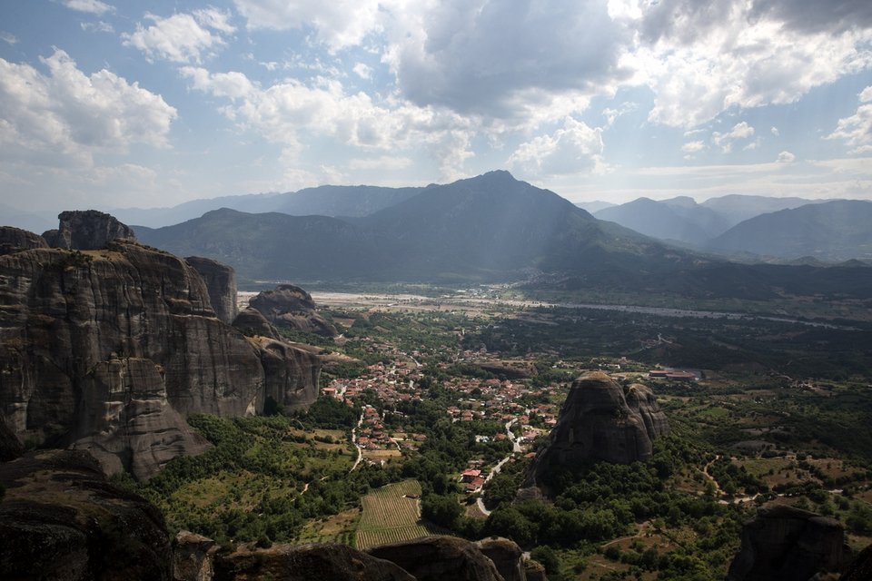 Εκδρομή στα Μετέωρα –Μοναστήρια σκαρφαλωμένα σε απόκρημνους βράχους | iefimerida.gr 0