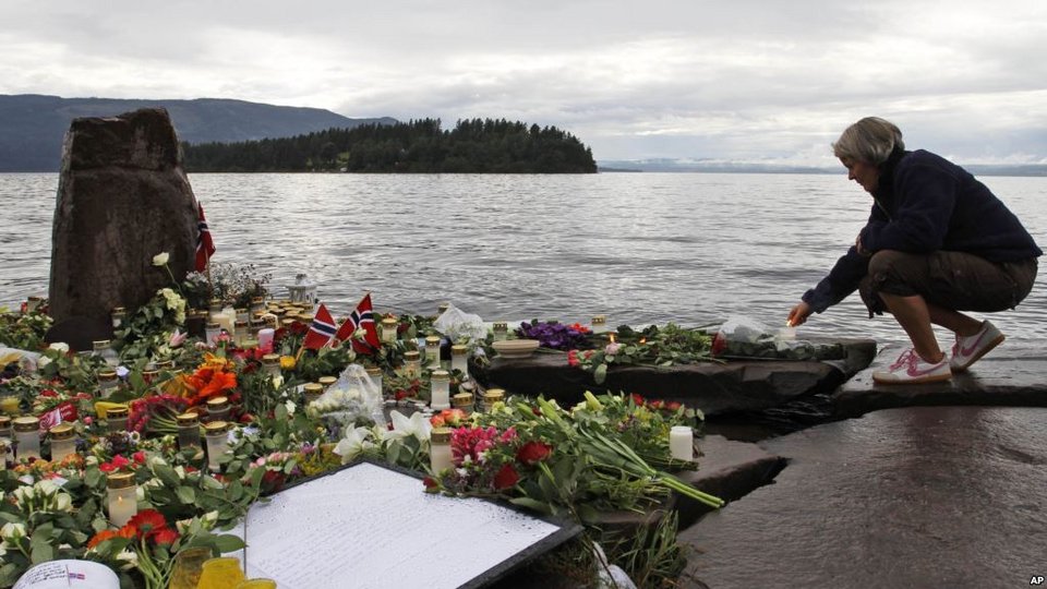 Συνδέουν το μακελειό στο Μόναχο με τον νεοναζί δολοφόνο Μπρέιβικ  | iefimerida.gr 0