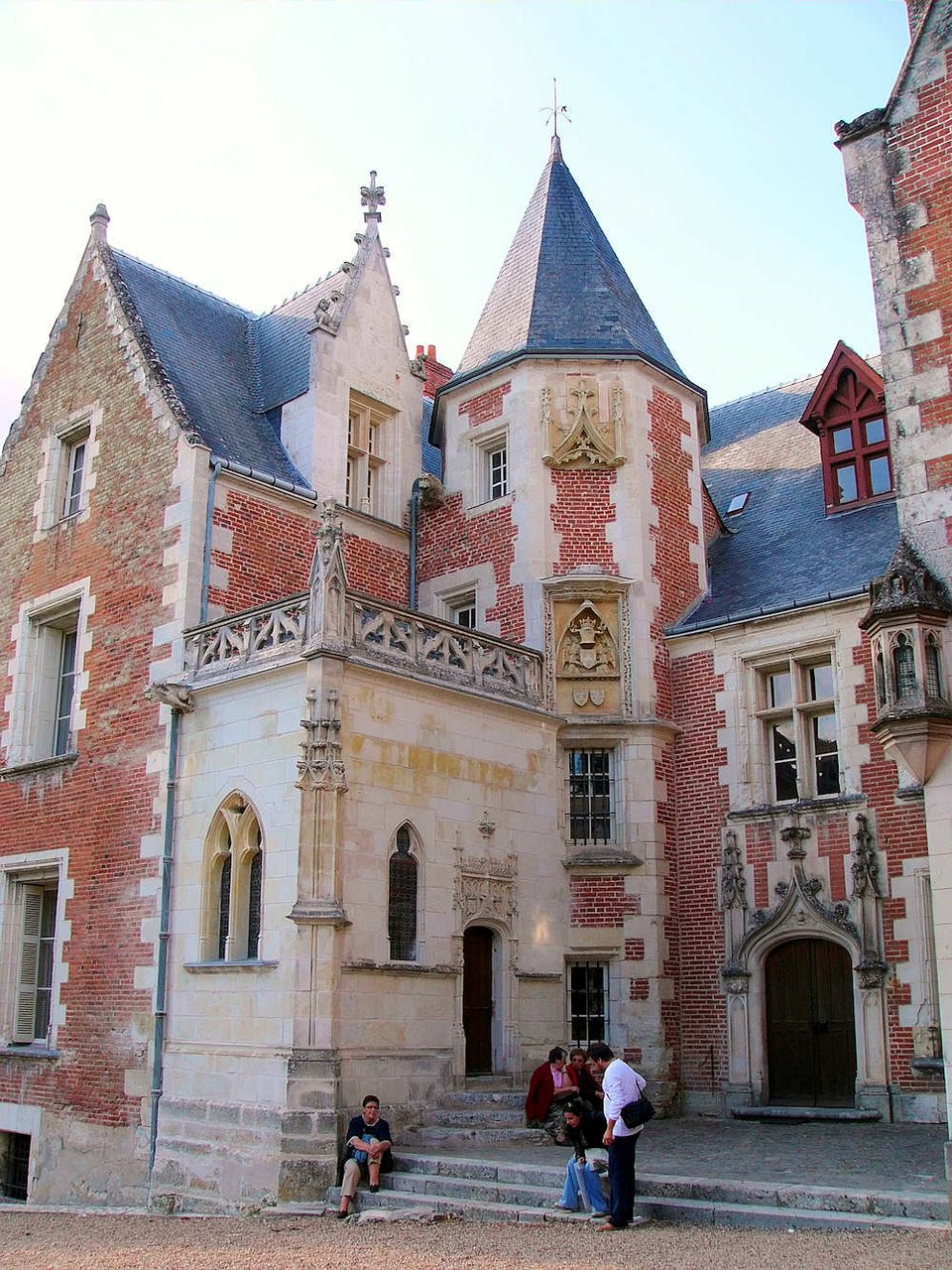 O πύργος της Γαλλίας όπου πέθανε ο Λεονάρντο ντα Βίντσι -Απίστευτη ομορφιά [εικόνες] | iefimerida.gr 4