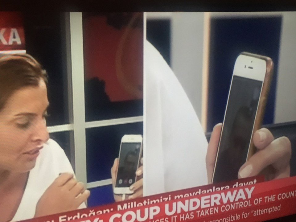 Δραματικό διάγγελμα Ερντογάν μέσω... facetime: Να βγει το έθνος στους δρόμους [εικόνες&amp;βίντεο] | iefimerida.gr 2