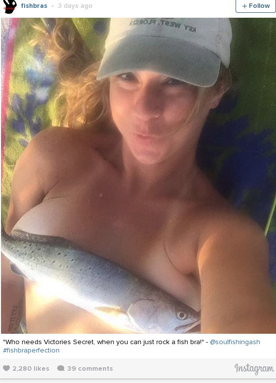 Τόπλες, με ένα ψάρι στο στήθος -Η νέα τρέλα στο Instagram [εικόνες] | iefimerida.gr 4