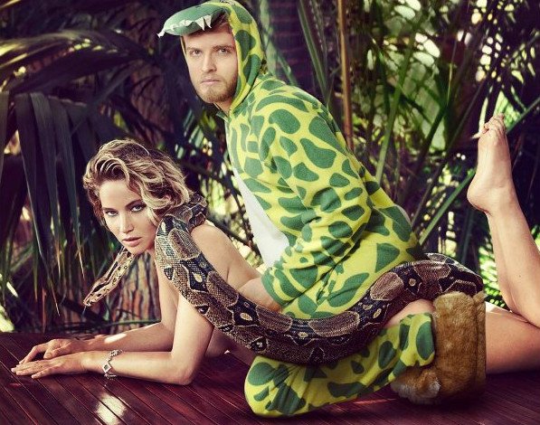 Ο «δεινόσαυρος» που εισβάλλει στις φωτογραφίες διασήμων -Ξυρίζει την Μπέκαμ, γονατίζει στη βασίλισσα Ελισάβετ [εικόνες] | iefimerida.gr 7