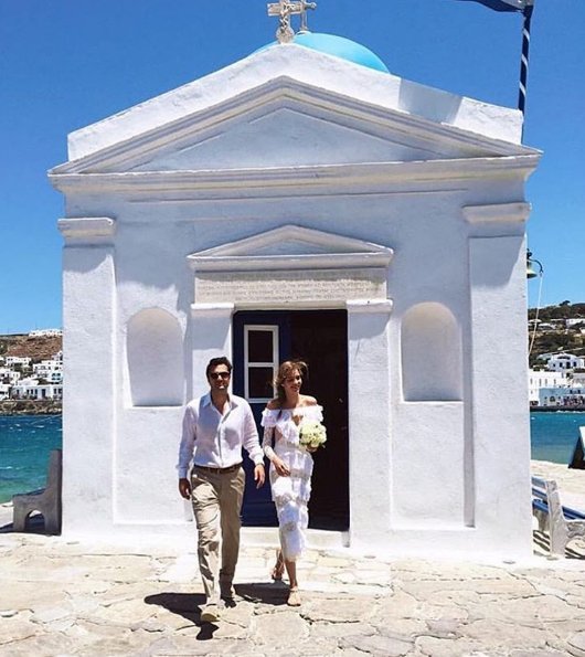 Ο γάμος της χρονιάς στη Μύκονο -Παντρεύτηκε η Μπάρος με τον Αιγύπτιο μεγιστάνα [εικόνες] | iefimerida.gr 1
