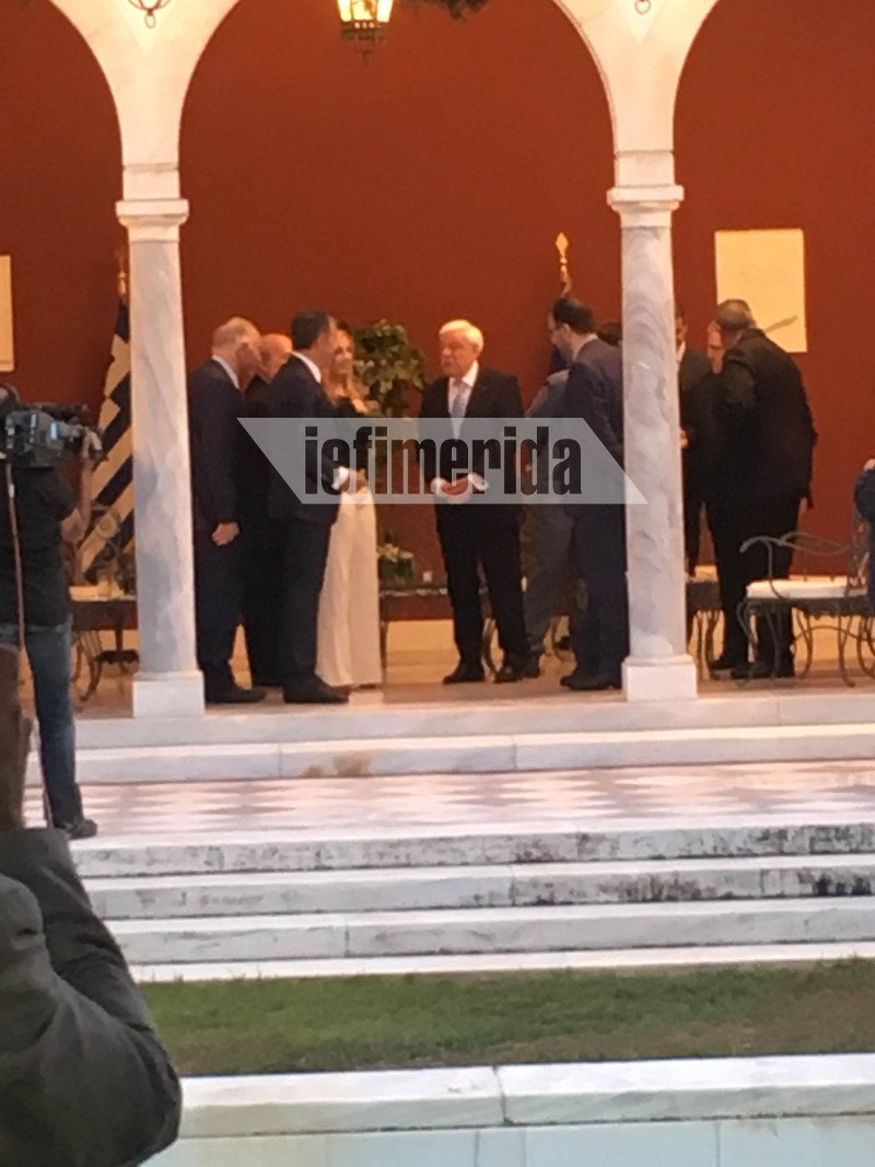 Το Προεδρικό Μέγαρο άνοιξε τις πύλες του για τη γιορτή της Δημοκρατίας | iefimerida.gr 8