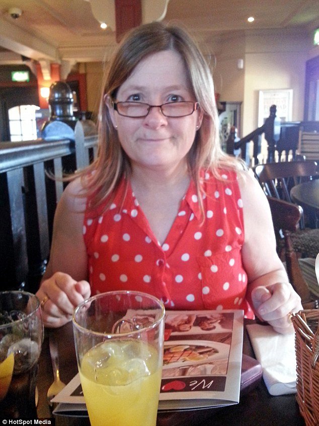 50χρονος κάνει pole dancing και τα σπάει! [εικόνες] | iefimerida.gr 2