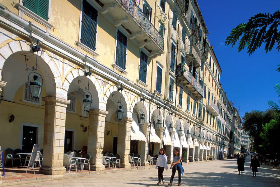 Το Paris Match παραληρεί για πέντε ελληνικά νησιά -«Είναι γωνιές του παραδείσου!» [εικόνες] | iefimerida.gr 2