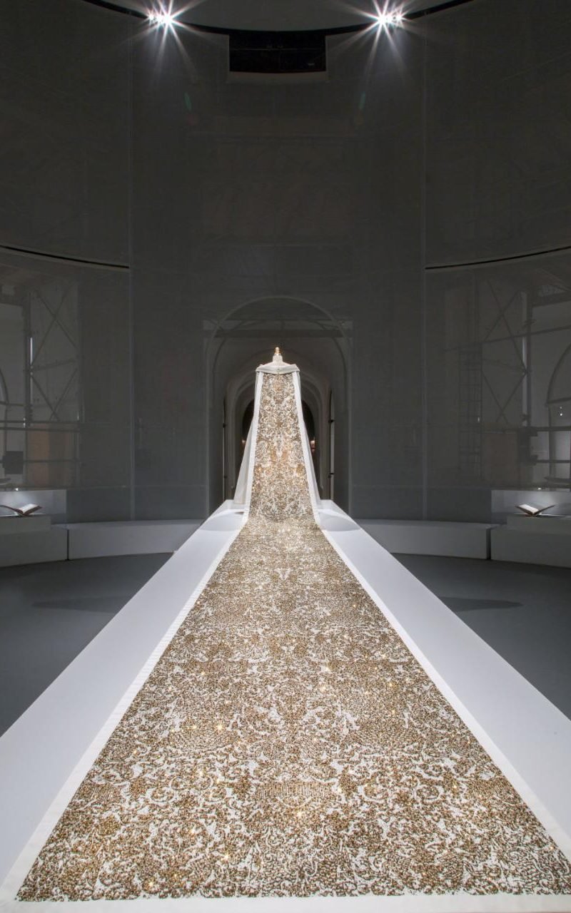 Είναι η ραπτική τέχνη; Manus x Machina: Η έκθεση στη ΜΕΤ απαντά στο ερώτημα [εικόνες]  | iefimerida.gr 1