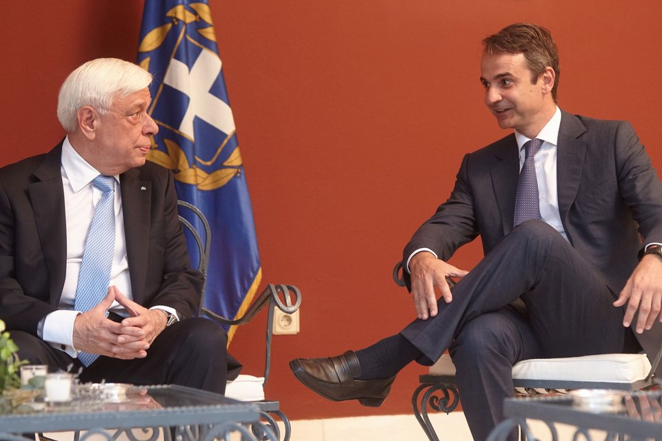 Το απίστευτο βλέμμα του Αλέξη Τσίπρα στους πολιτικούς αρχηγούς -Αμηχανία, τρακ και... γραβάτες [εικόνες] | iefimerida.gr 3