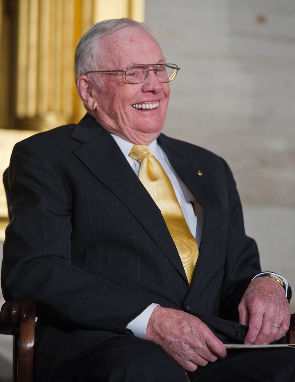 Νιλ Αρμστρονγκ: Το μικρό του βήμα που έγινε άλμα για την ανθρωπότητα [εικόνες&βίντεο] | iefimerida.gr 5