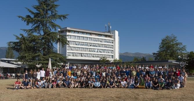 Φοιτητική μετανάστευση: Γιατί όσοι επιστήμονες φεύγουν από την Ελλάδα δεν γυρνούν ποτέ | iefimerida.gr 1