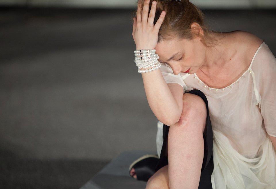 Η «Λυσιστράτη» του Εθνικού έκανε κατάληψη στο Μετρό του Συντάγματος [εικόνες] | iefimerida.gr 3