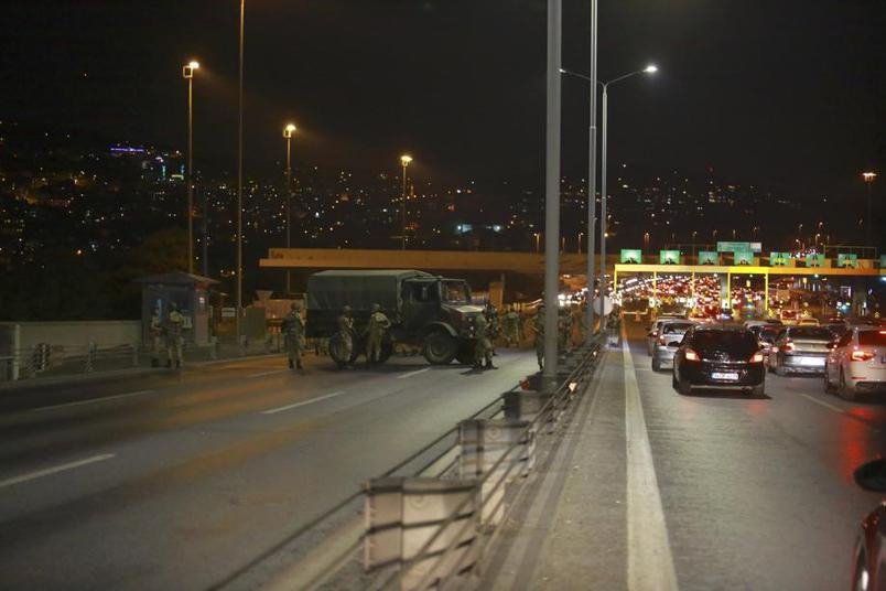 Κατέρρευσε το πραξικόπημα στην Τουρκία, ο Ερντογάν επέστρεψε δριμύτερος | iefimerida.gr 21