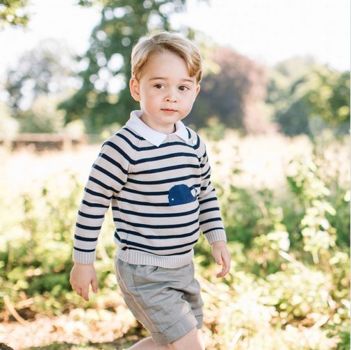 Ο πρίγκιπας Τζορτζ γίνεται τριών ετών και το παλάτι γιορτάζει [εικόνες & βίντεο] | iefimerida.gr 0