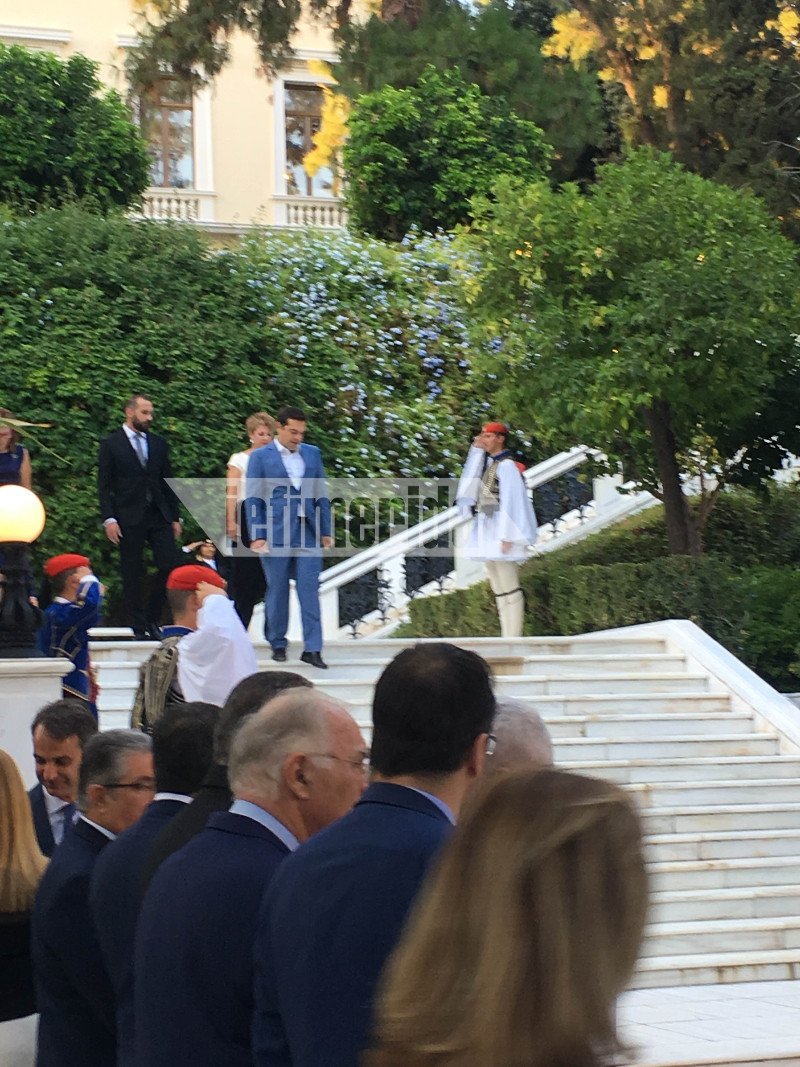 Το Προεδρικό Μέγαρο άνοιξε τις πύλες του για τη γιορτή της Δημοκρατίας | iefimerida.gr 4