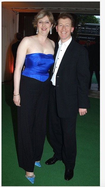 Φίλιπ Μέι: Ο νέος «Πρώτος Κύριος» της Μ. Βρετανίας -Μικρότερός της, μαζί από το πανεπιστήμιο [εικόνες] | iefimerida.gr 2