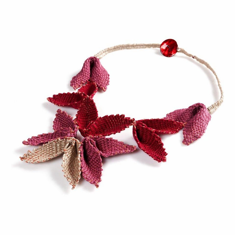 Γκαλερί «ΕΓΙΝΑ ΑΙΓΙΝΑ»: Τα εργα 27 σχεδιαστών κοσμημάτων & 27 εικαστικών μαζί [εικόνες] | iefimerida.gr 9