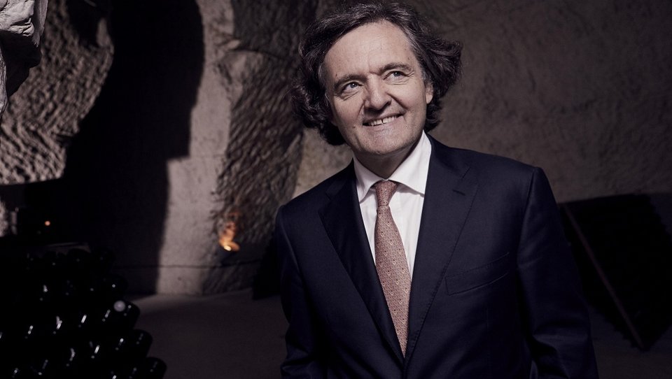 Ο ιδιοκτήτης της σαμπάνιας Taittinger θα είναι υποψήφιος για την προεδρία της Γαλλίας | iefimerida.gr 0