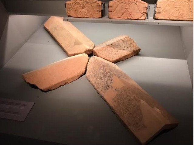 Ανοίγει το Αρχαιολογικό μουσείο Θέρμου -Φιλοξενεί ευρήματα από προϊστορικούς χρόνους [εικόνες]  | iefimerida.gr 3