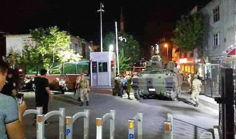 Πώς συνέβη το πραξικόπημα στην Τουρκία -Καρέ καρέ το θρίλερ των τελευταίων ωρών [εικόνες] | iefimerida.gr 5